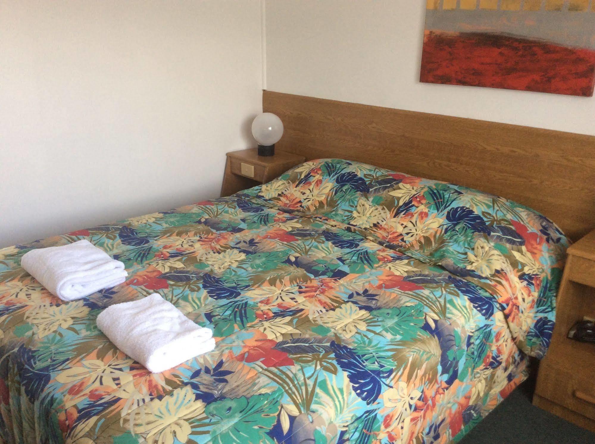Toreador Motel Coffs Harbour Bagian luar foto
